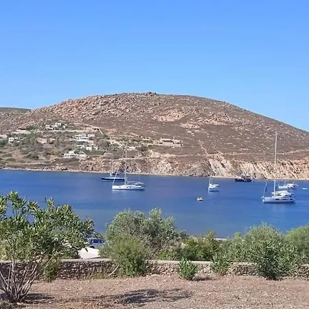 Glaros 2 -agriolivadi Patmos 公寓